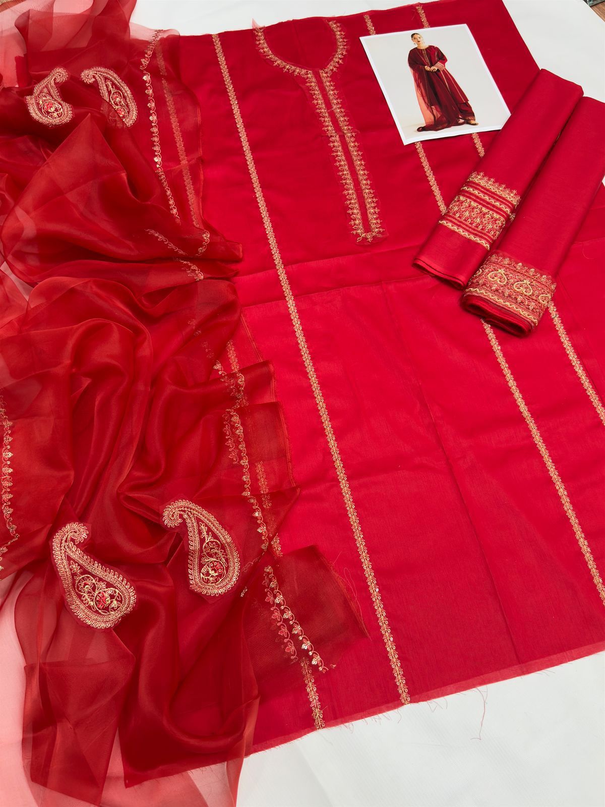MARIA.B Lawn Embroidered Luxury Patch Work Unstitched 3 Piece