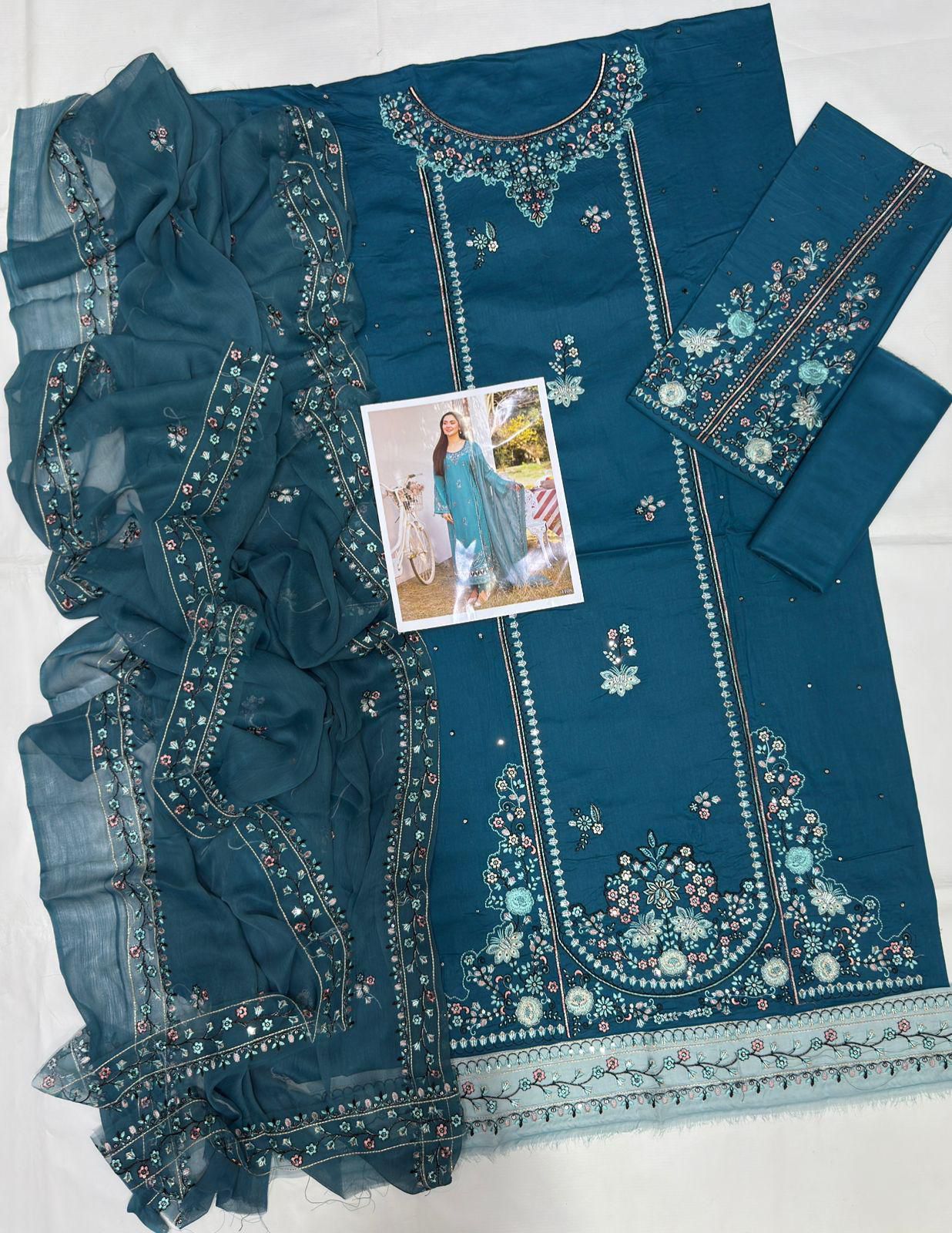 Teal Embroidered Tunic Set